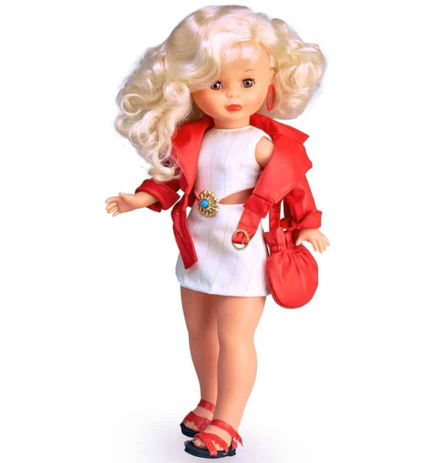 Muñeca Nancy Colección Evasión reedición 2025 -de Famosa en juguetería TrisTras